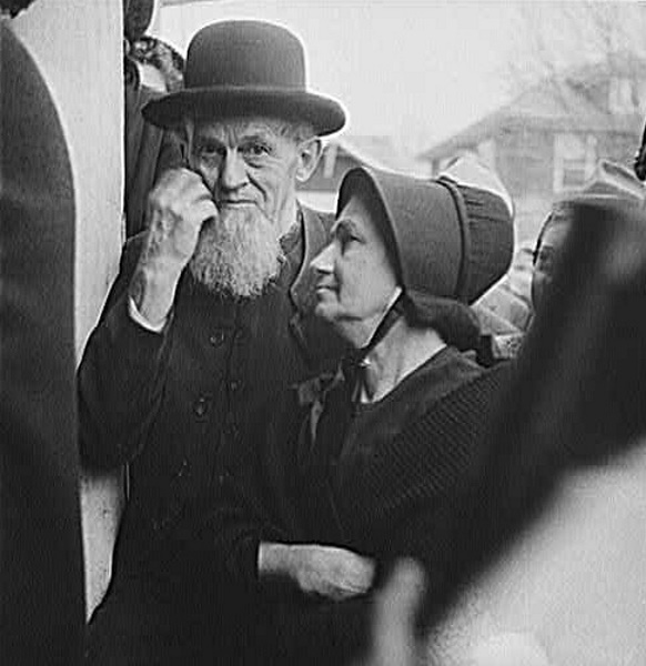 Old Mennonite Couple
